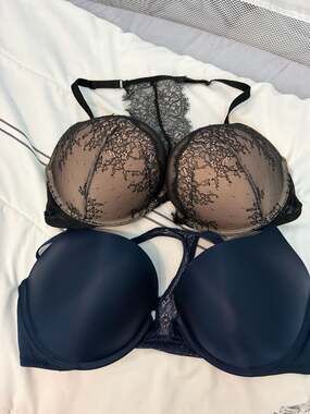 Lot of 2 Victoria's Secret Bombshell Size 38C